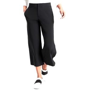 Athleta Tribeca Cropped Pant Size 12